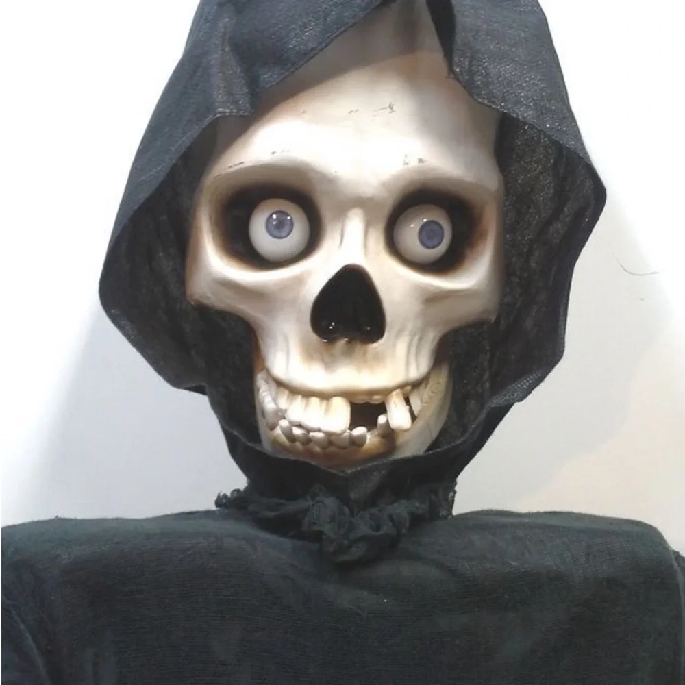 Vintage Life Size Halloween Skeleton  Porch Decor Figure 5 Feet